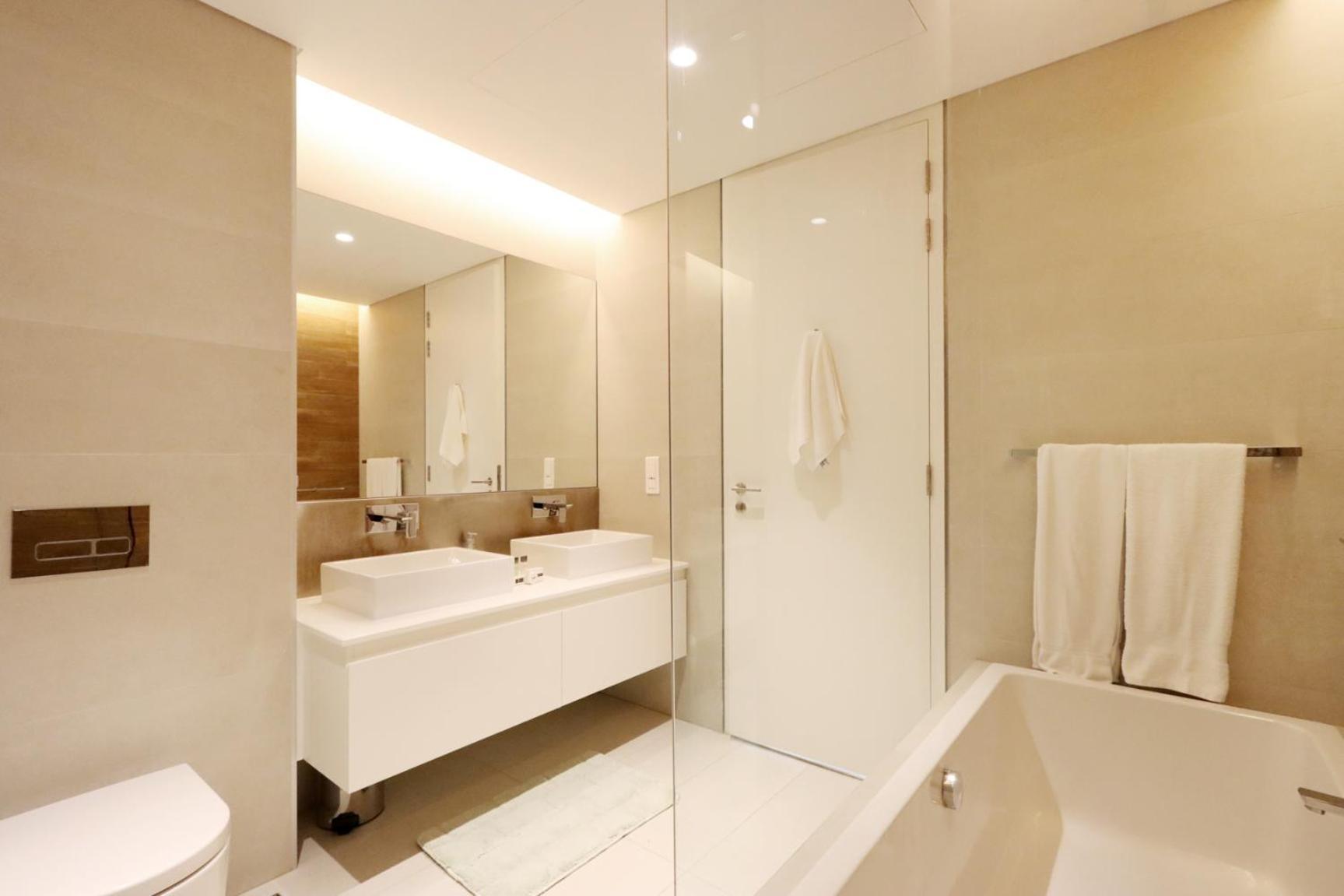 Apartment Livbnb-2br In Bluewaters With Ain View