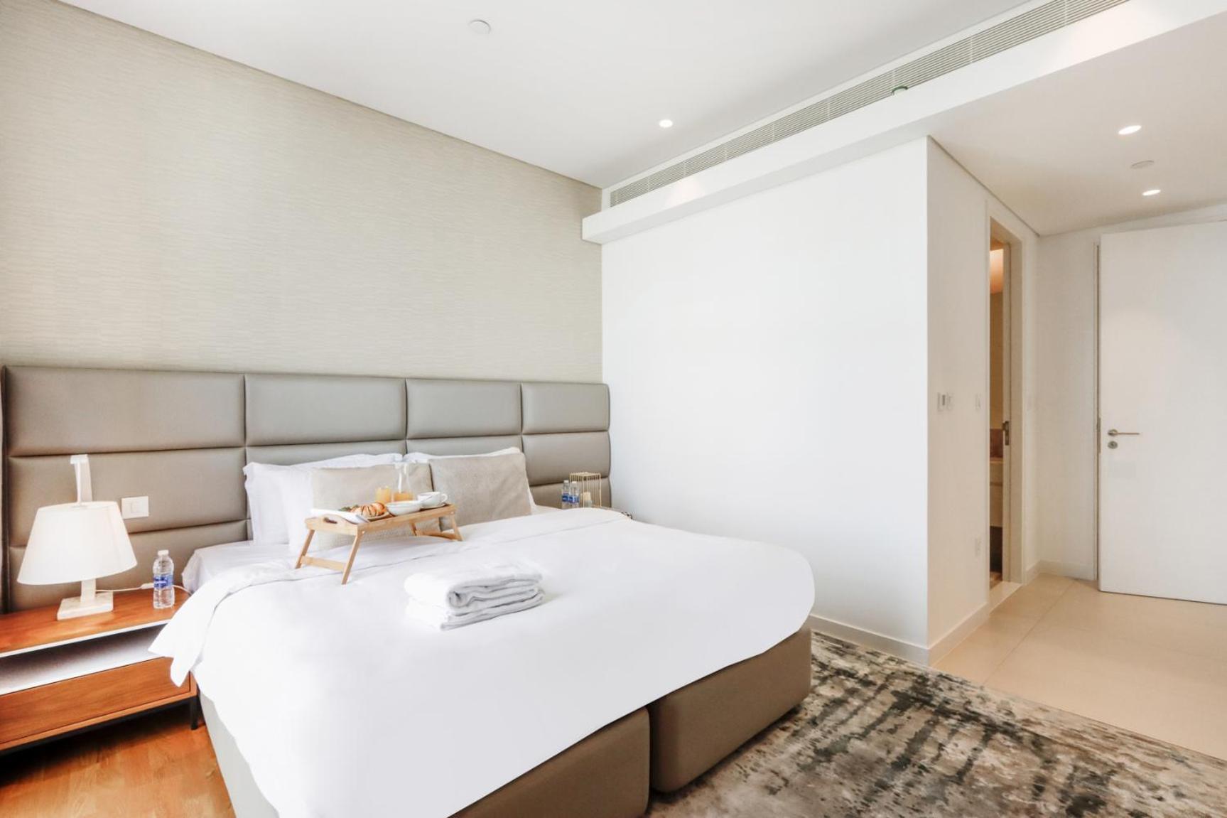 Apartment Livbnb-2br In Bluewaters With Ain View Dubai