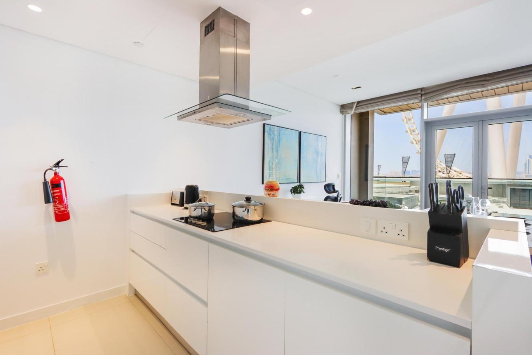 Livbnb-2br In Bluewaters With Ain View Apartment Dubai
